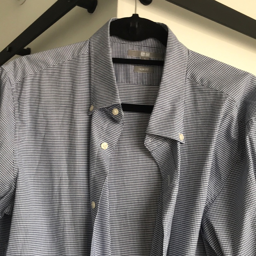 uniqlo slim fit button down